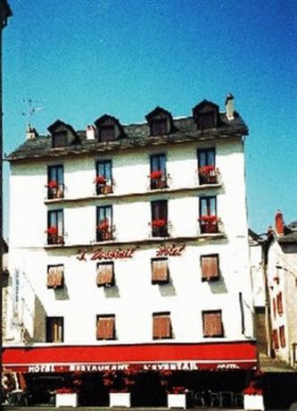 Hotel l'Eventail Saint Flour 7 Avenue De La Republique