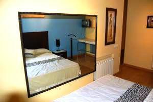 Hostal Multicolores Madrid C/ Fuencarral, 8