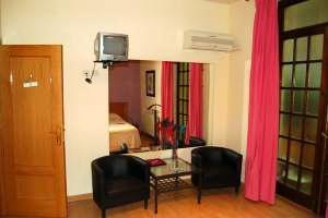 Hostal Multicolores Madrid C/ Fuencarral, 8