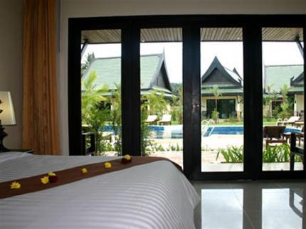 Airport Resort & Spa Phuket 9/19 M.1 T.Saku, A.Thalang