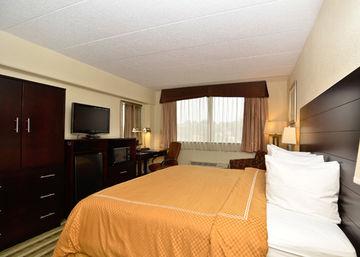 Comfort Inn & Suites Washington D.C. 1600 New York Avenue NE