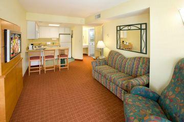 Nickelodeon Suites Resort Orlando 14500 Continental Gateway