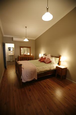 Chapel Farm Getaways Accommodation Perth 231 Toodyay Road, Middle Swan