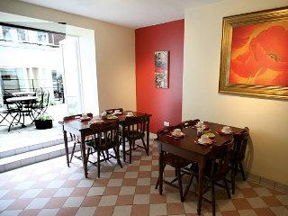 Amberley House Bed & Breakfast Dublin 34 Lower Gardiner Street