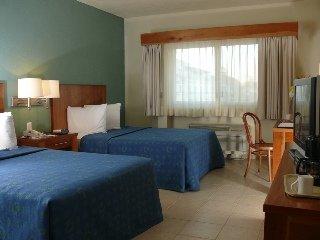 Comfort Inn Puerto Vallarta Blvd. Francisco Medina Ascenci 3965 Fracc. Marina Vallarta