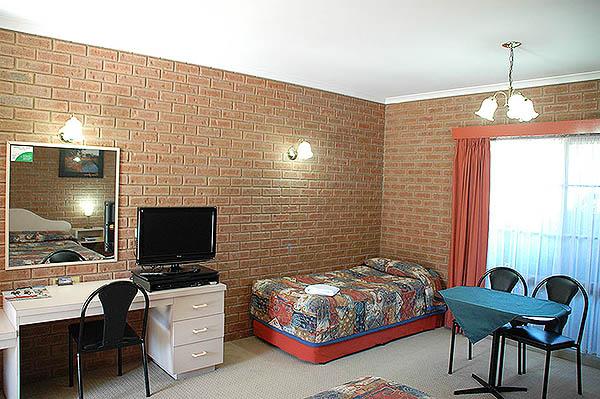 Glider City Motel Benalla 2 Witt Street, Cnr Sydney Road, cnr Witt St, VIC, 3672