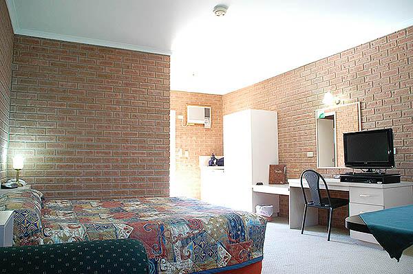 Glider City Motel Benalla 2 Witt Street, Cnr Sydney Road, cnr Witt St, VIC, 3672