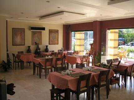 Avlu Hotel Kemer Kemer Caddesi No 6