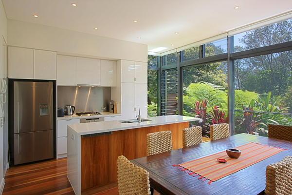 Kiah Beach House Byron Bay 15/7 Cavanbah St,