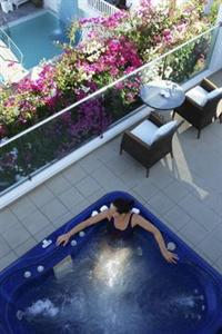 Aressana Spa Hotel and Suites Santorini Fira