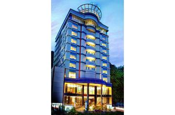 Aston Jayapura Hotel and Convention Center Jl. Percetakan Negara No. 50 - 58