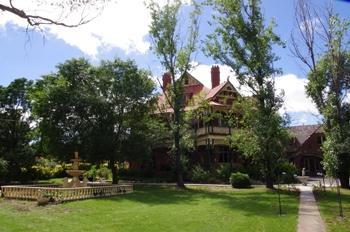 Langley Hall Bed & Breakfast Bendigo 484 Napier Street, Victoria, 3550