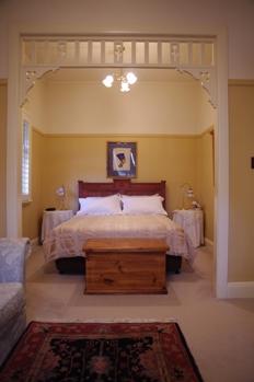 Langley Hall Bed & Breakfast Bendigo 484 Napier Street, Victoria, 3550