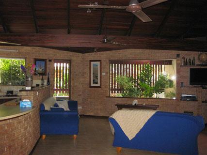 Divers Bell Bed & Breakfast Broome 22 Piggott Way, Broome, WA 6725, Australia