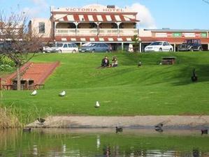 Victoria Hotel Strathalbyn 16 Albyn Terrace Strathalbyn SA