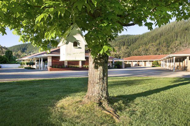 Ovens Valley Motor Inn Cnr Great Alpine Road & Ashwood Avenue
