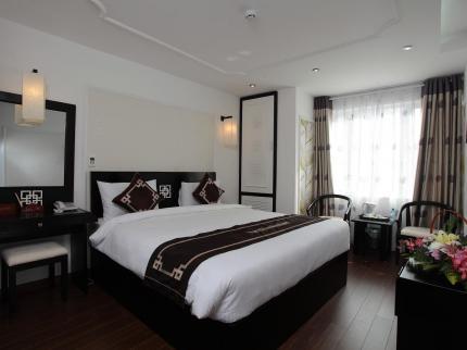 Hanoi Emotion Hotel 26-28 Hang Bot Street, Dong Da Dist ( Old quarter )