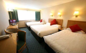 Ramada Hotel Livingston Almondview