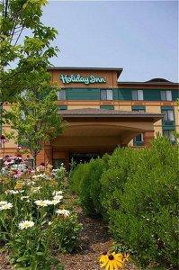 Holiday Inn Airport Manchester (New Hampshire) 2280 Brown Avenue