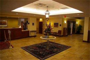 Holiday Inn Airport Manchester (New Hampshire) 2280 Brown Avenue