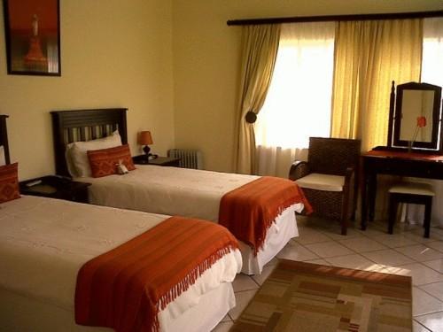 Riverside Palms Bed & Breakfast Kempton Park 1 Rietbok Avenue