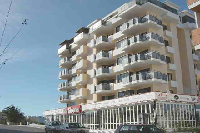 Apartamentos Bella Ibiza Avinguda d Isidoro Macabich 3 Sant Antoni de Portmany