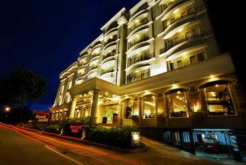 Royal Regency Hotel Makassar Jalan Daeng Tompo 8