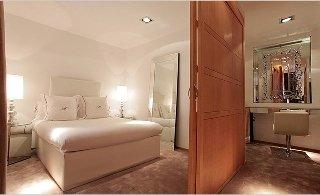 Aparta Suites Satellite Madrid Calle Pez, 19