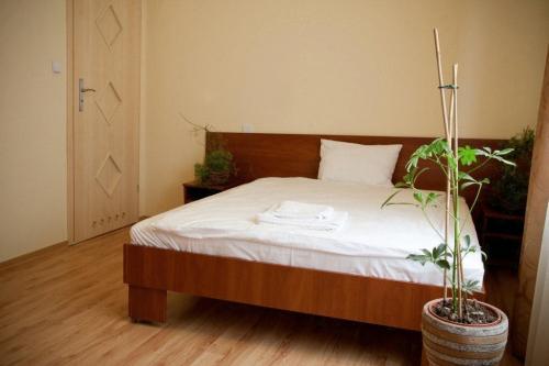 Icam House Residential Suites Rzeszow Warnenczyka 85A