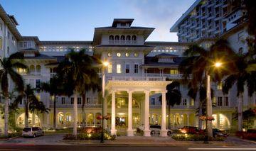 Moana Surfrider Resort Honolulu 2365 Kalakaua Avenue