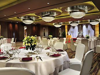 Sofitel Hyland Hotel Shanghai 505 Nanjing Road East