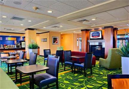 Fairfield Inn & Suites Oxford (Alabama) 143 Colonial Drive