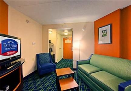 Fairfield Inn & Suites Oxford (Alabama) 143 Colonial Drive