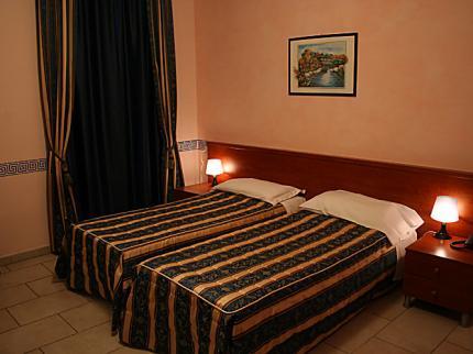 Hotel Alessander Via Cortina d'Ampezzo 17