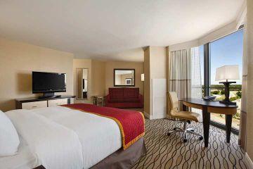 Hilton Hotel Rosemont 5550 North River Road