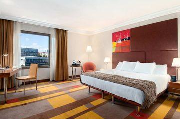 Hilton Parksa Istanbul Hotel Bayildim Caddesi No 12