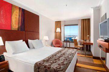 Hilton Parksa Istanbul Hotel Bayildim Caddesi No 12