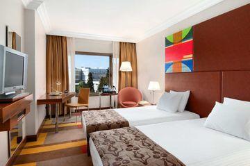 Hilton Parksa Istanbul Hotel Bayildim Caddesi No 12