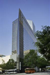 Omni Hotel Charlotte (North Carolina) 132 E Trade Street