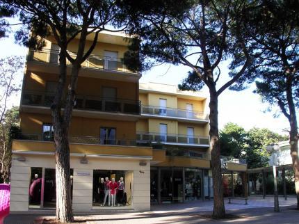 Hotel Colombo Riccione Viale Ceccarini 106