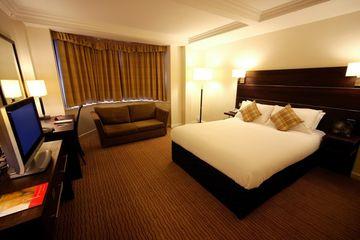 Ramada Mount Royal Hotel Edinburgh 53 Princes Street