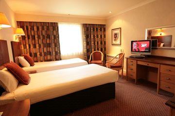 Ramada Hotel Royal Tunbridge Wells 8 Tonbridge Road, Pembury