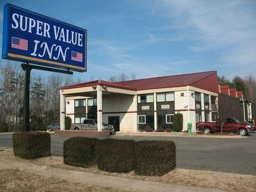 Super Value Inn Fredericksburg 594 Warrenton Rd.