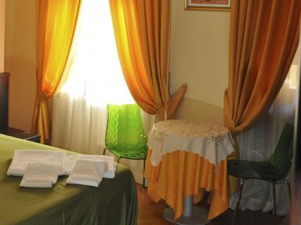 Morelli Bed and Breakfast Rome Via Sicilia 137 Via Piemonte 32