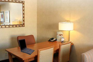 Doubletree Guest Suites Washington D.C. 801 New Hampshire Ave NW