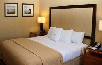 Doubletree Guest Suites Washington D.C. 801 New Hampshire Ave NW