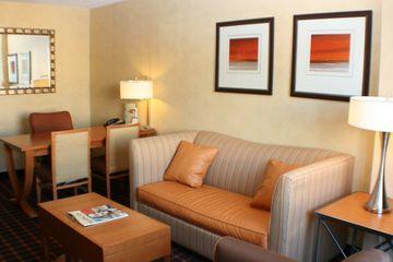 Doubletree Guest Suites Washington D.C. 801 New Hampshire Ave NW