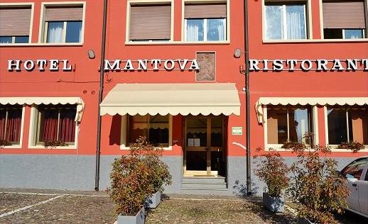 Hotel Ristorante Mantova Piazza Porta Giulia N.3