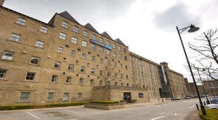 Travelodge Hotel Halifax Gate 9 Dean Clough Industrial Park