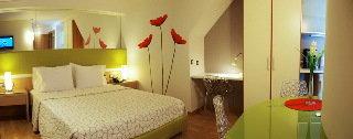 Elements Hotel Apartments Chalandri Strati Mirivili 3-5